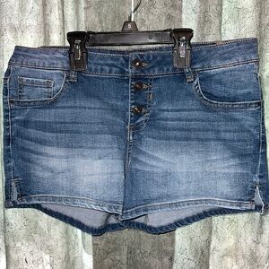 Vanilla Star denim shorts
